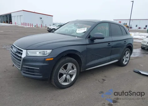 2018 Audi Q5 2.0T Premium/2.0T Tech Premium z USA, uszkodzony, nr VIN WA1ANAFY1J2000419